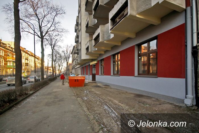 JELENIA GÓRA: Po leki w aleję Wojska Polskiego