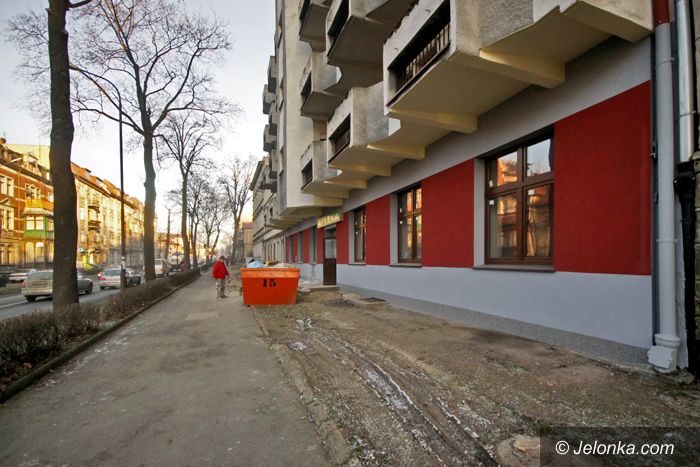JELENIA GÓRA: Po leki w aleję Wojska Polskiego