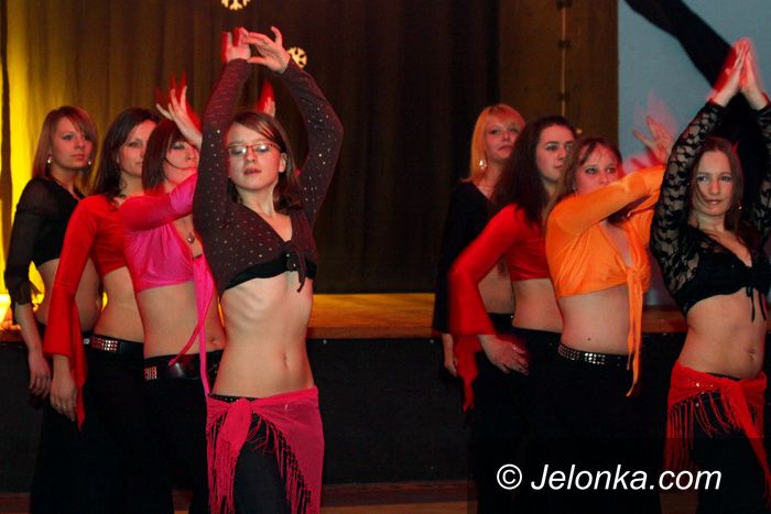 JELENIA GÓRA: Roztańczone brzuchy w „Muflonie”