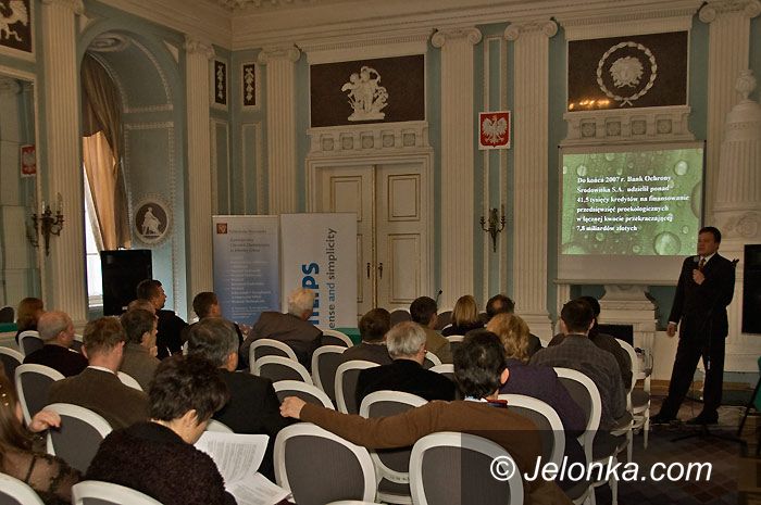 JELENIA GÓRA: Świetlne cuda w uzdrowisku – festiwal światła trwa