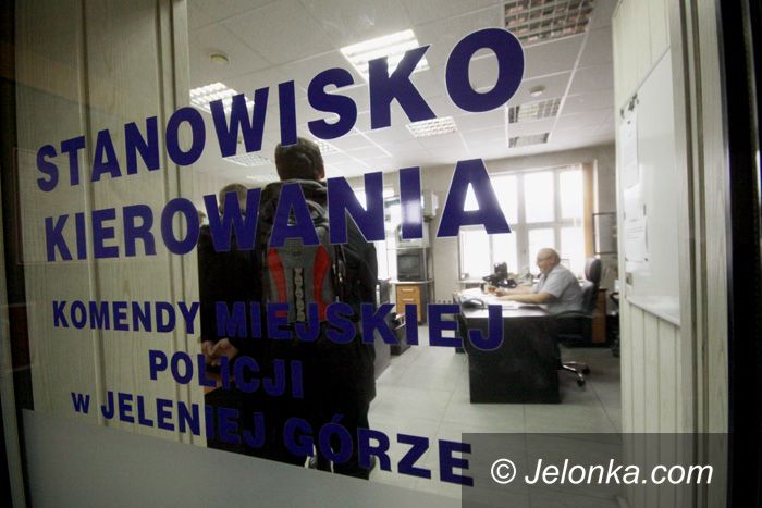 JELENIA GÓRA: Akademia policyjna w natarciu
