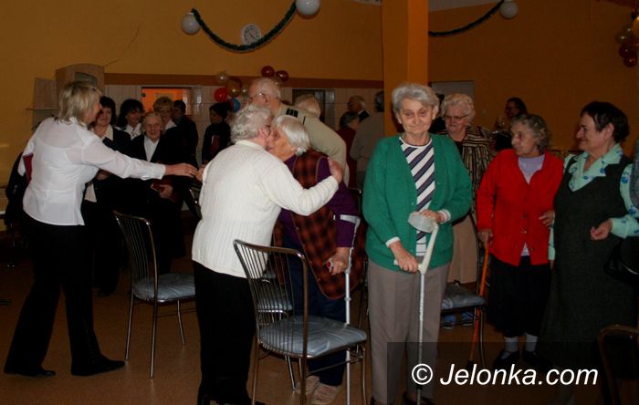 JELENIA GÓRA: „Światło Serca” dla seniorów
