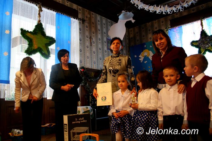 JELENIA GÓRA: W przedszkolnym świecie kolęd i pastorałek