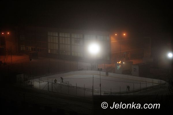 Jelenia Góra: Zmiana w godzinach pracy lodowiska