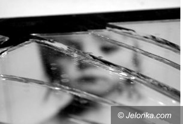 JELENIA GÓRA: Wujku, za co bijesz? – pytał przed śmiercią katowany trzylatek