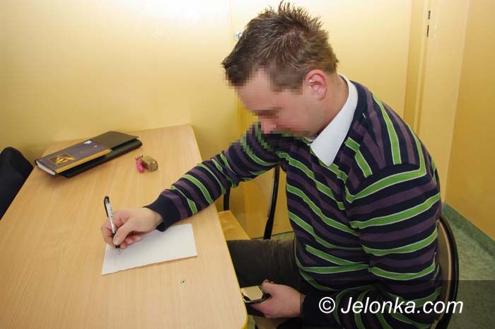 JELENIA GÓRA: Ściągają nowocześnie i bezkarnie