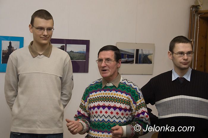 JELENIA GÓRA: Droga żelazna w kadrach Tomka i Piotrka
