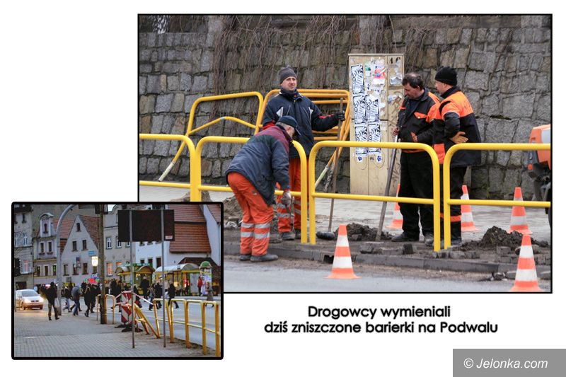 JELENIA GÓRA: Kierowca staranował barierki i uciekł