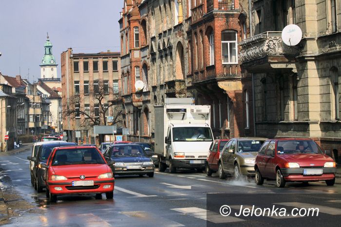 JELENIA GÓRA: Przez urzędniczy bubel nie zarejestrujesz nowego auta