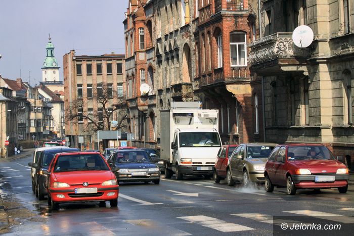 JELENIA GÓRA: Przez urzędniczy bubel nie zarejestrujesz nowego auta