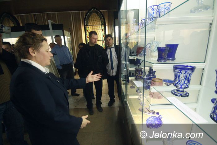 JELENIA GÓRA: Trudna ochrona skarbów dziedzictwa
