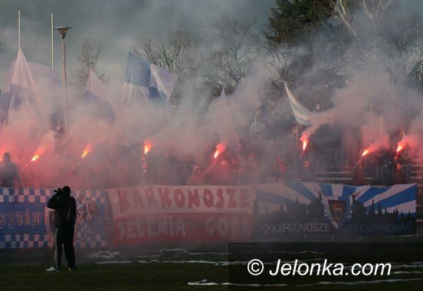 z kraju: Poseł PO: Nie dorośliśmy do piwa na stadionach