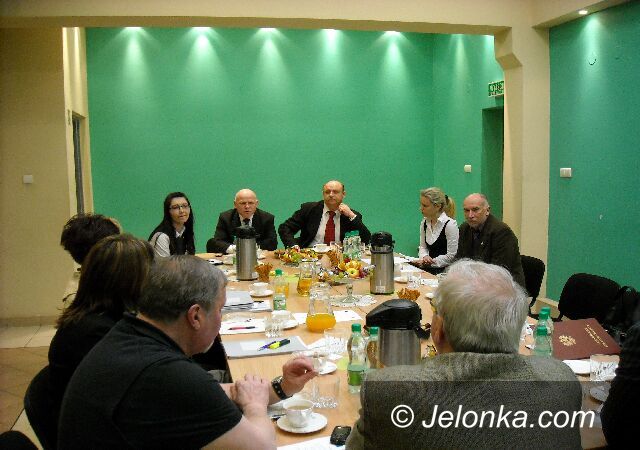 JELENIA GÓRA: Za rok pierwsze starcie miast partnerskich