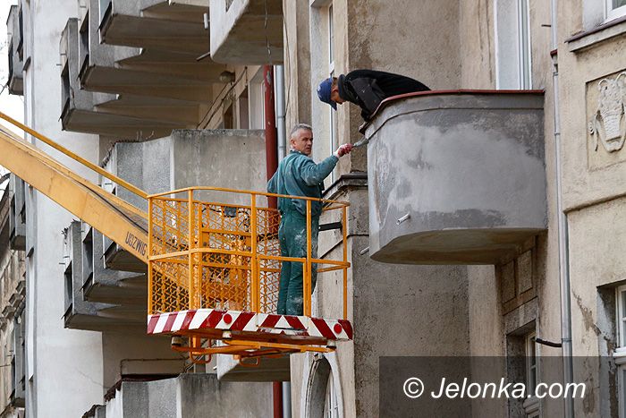 JELENIA GÓRA: Pacykowanie przy Wojska Polskiego