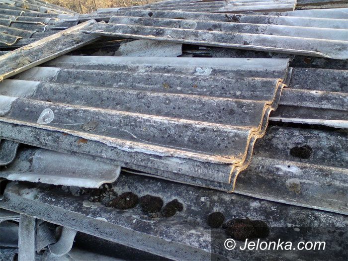 JELENIA GÓRA: Wyrzucił płyty z azbestem i uciekł