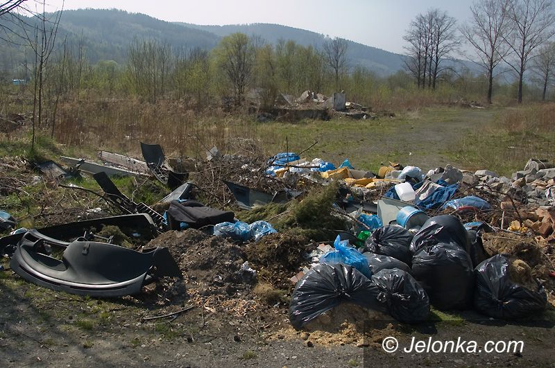 JELENIA GÓRA: Ciężkie czasy dla brudasów