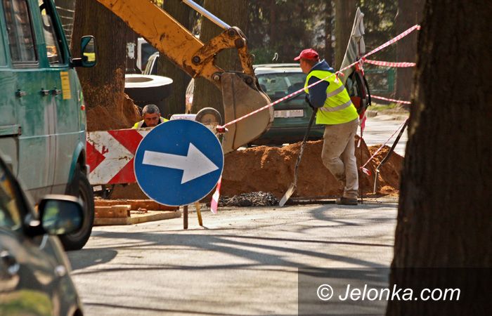 JELENIA GÓRA: Ciaśniej przy ulicy Słowackiego