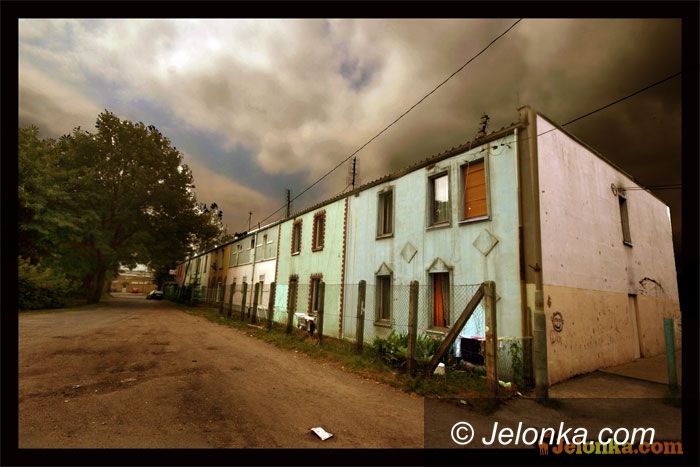 JELENIA GÓRA: Mieszkania socjalne nie dla ludzi