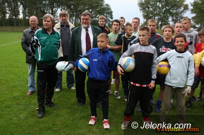 JELENIA GÓRA: Nie tylko stadion na sprzedaż