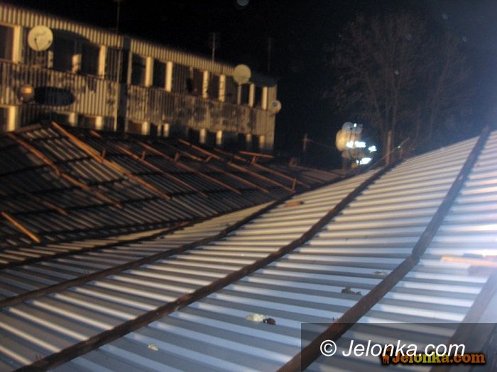 JELENIA GÓRA: Wichura nie folguje