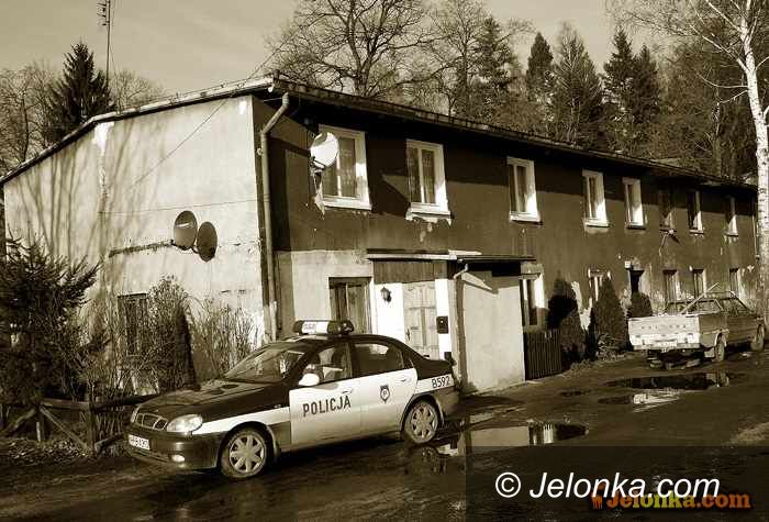 JELENIA GÓRA: „Socjałki” na trójkę z minusem