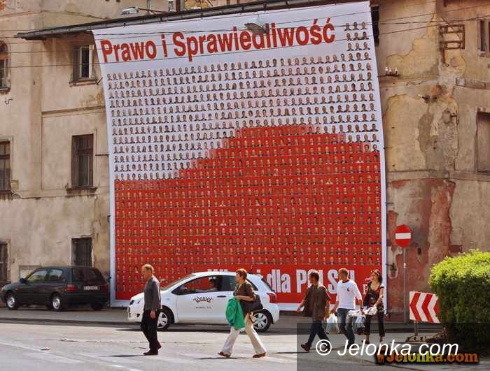 JELENIA GÓRA: Prawo i Sprawiedliwość z bezprawną reklamą