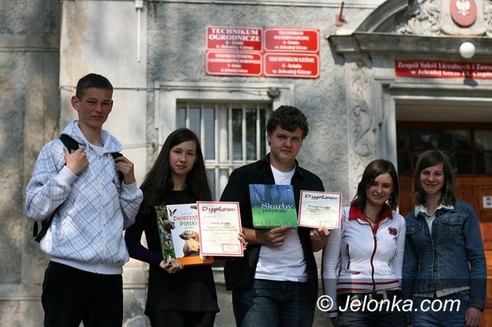 JELENIA GÓRA: Nie puścili biologii płazem