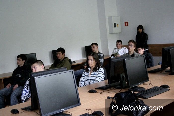 JELENIA GÓRA: Wydział Techniczny KK zaprasza!