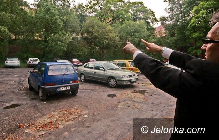 JELENIA GÓRA: Amfiteatr „odciąży” plac Ratuszowy?