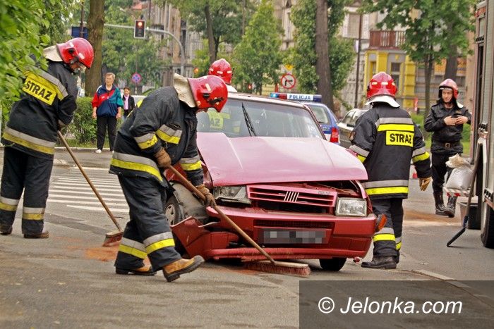 JELENIA GÓRA/REGION: Kolizyjnie na drogach