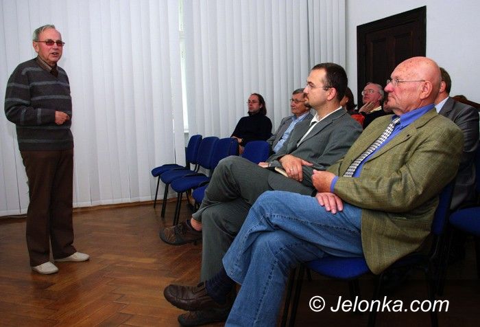 JELENIA GÓRA: Noblista i Niemiec: przyjaciel, czy wróg