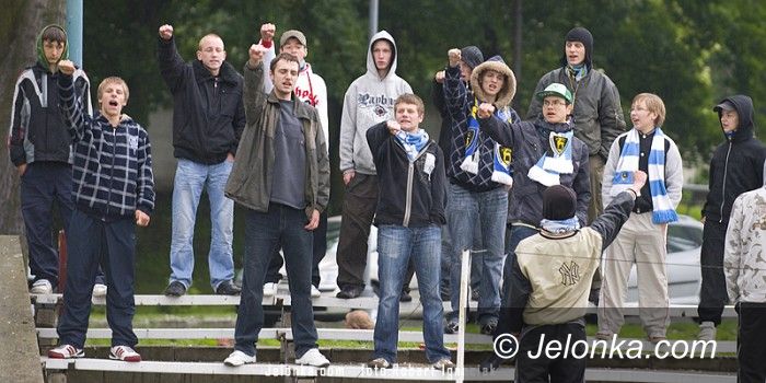 Jelenia Góra: Karkonosze gładko pokonują Pumę