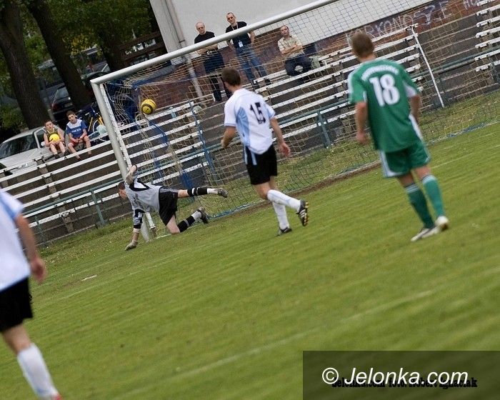 Jelenia Góra: Karkonosze podejmą "czarnego konia" wiosny