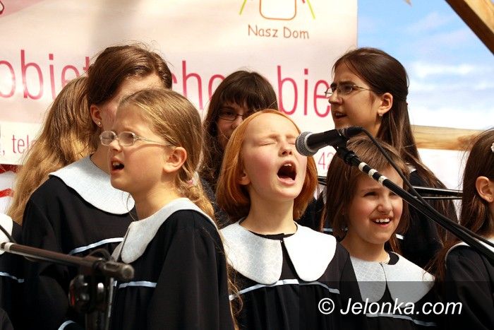 JELENIA GÓRA: Familiada u świętych Erazma i Pankracego