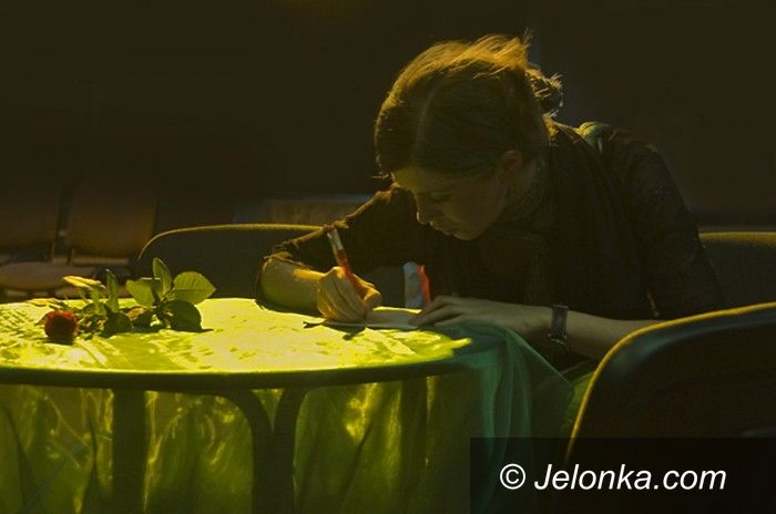 JELENIA GÓRA: „Łysa śpiewaczka” pod Chojnikiem