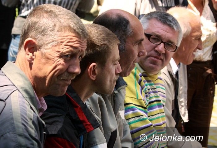 JELENIA GÓRA: Mocne wsparcie dobrym słowem