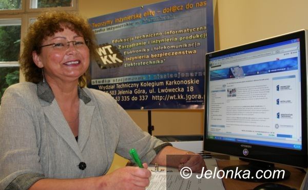 JELENIA GÓRA: Studiuj na KK: komórka na dzień dobry