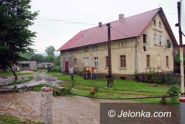REGION: Walczą o pieniądze na usuwanie skutków powodzi