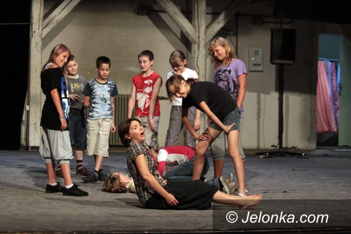 JELENIA GÓRA: Żywa woda zdrowia doda