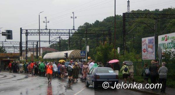 JELENIA GÓRA: Pieszo do Częstochowy po łaski i w podzięce