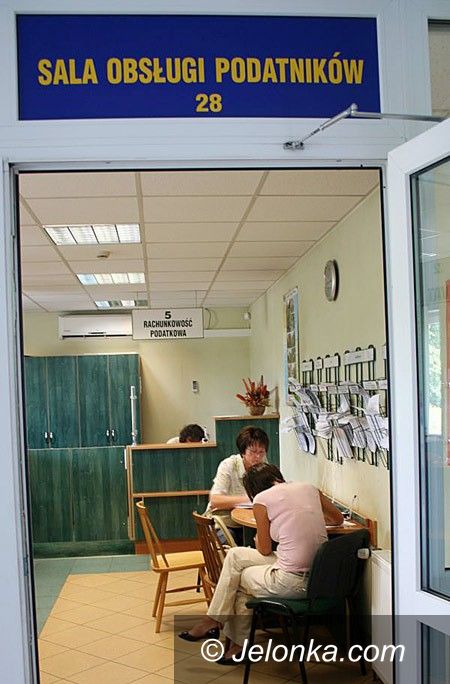 JELENIA GÓRA/REGION: Fiskus ma ostatni dzień na oddanie nadpłaty za PIT