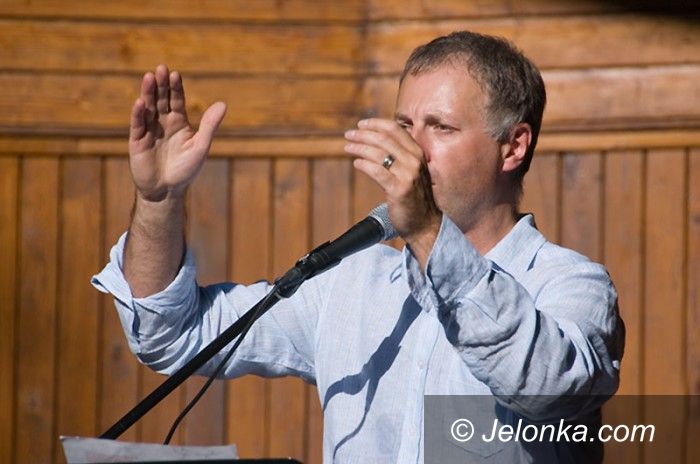 JELENIA GÓRA: Zdrojowe hity z muszli w parku