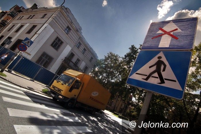 JELENIA GÓRA: Centrum jednokierunkowe
