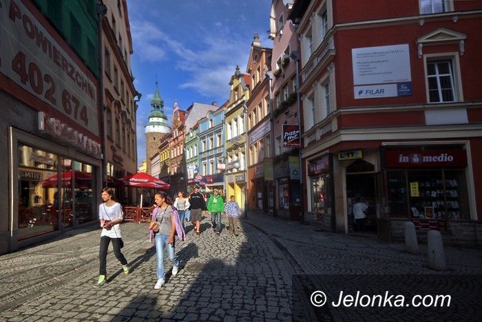 JELENIA GÓRA: Tumany kurzu zatruwają życie