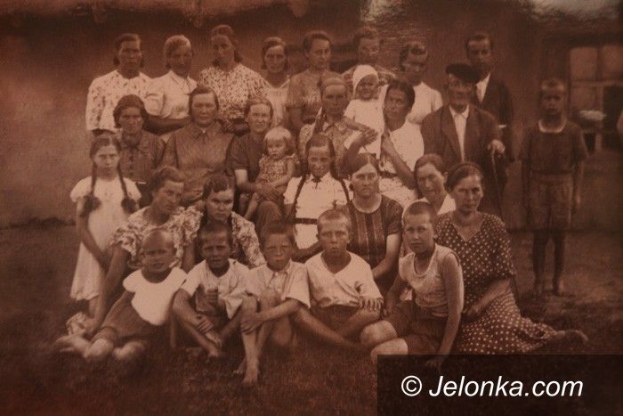 JELENIA GÓRA: Syberyjskie drogi prowadzą do książnicy
