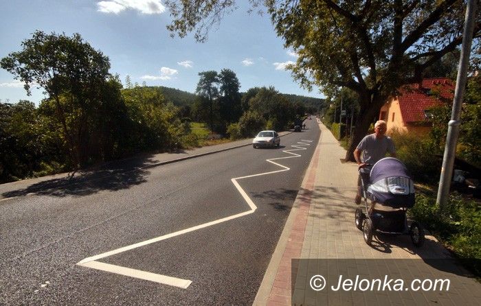 JELENIA GÓRA: Głowackiego równo jak po stole