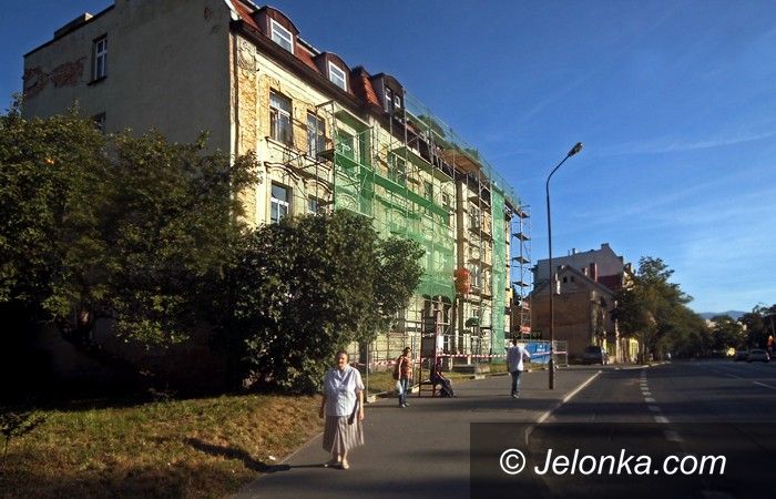 JELENIA GÓRA: Kamienica wróci do świetności