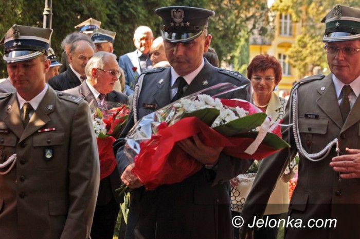 JELENIA GÓRA: Chwała niepokonanym 1939 – 1945