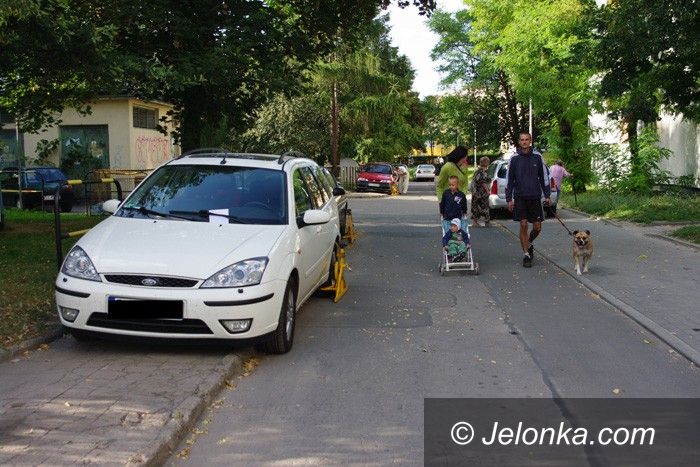 JELENIA GÓRA: Kontrowersyjny znak zakazu