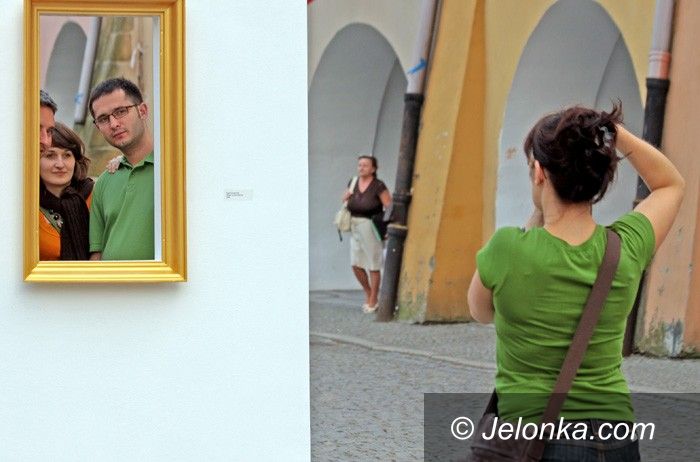 JELENIA GÓRA: Instalacja Kamila Kuskowskiego zniszczona